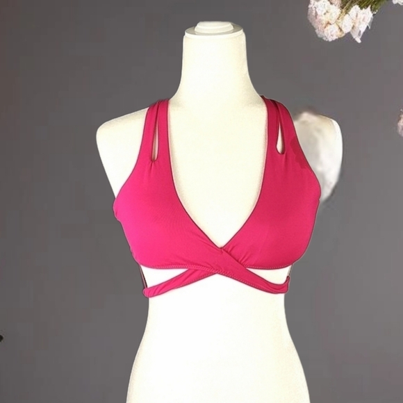 Becca bikini top size large - Picture 1 of 6